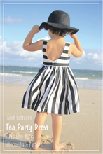 Sew a kids dress for Christmas