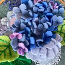 3D Floral Embroidery Workshop with Amy Jones