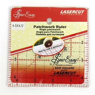 Quilting Ruler 4.5inch square